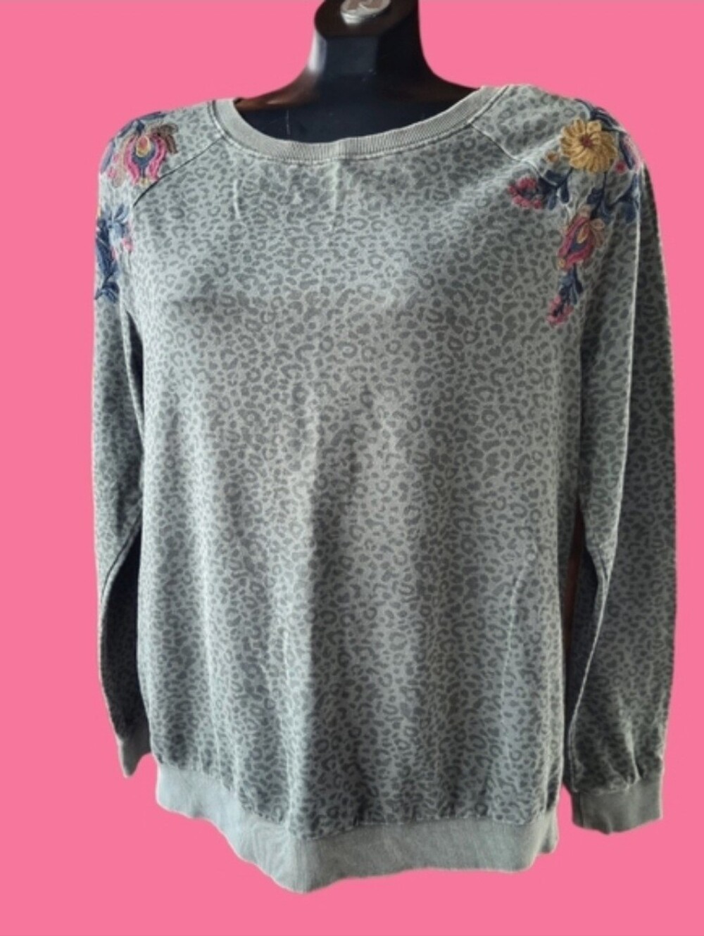 Olive Gray Animal Cheetah Sweatshirt Floral Embroidered Lace Up Back Detail Sz M